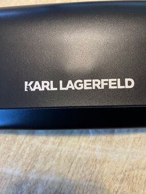 KARL LAGERFELD EYEGLASS CASE, BLACK WITH SILVER ACCENTS, MAGNETIC SNAP CLOSURE